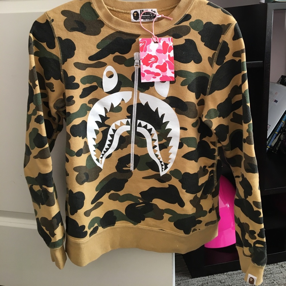 Bape WGM, Dead stock (Brand new)